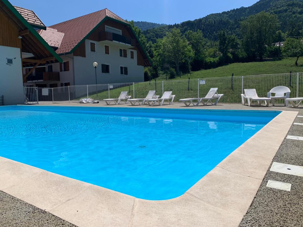 Petit Cocon Entre Lac, Golf Et Montagne, Proche D'Annecy Жие Экстерьер фото